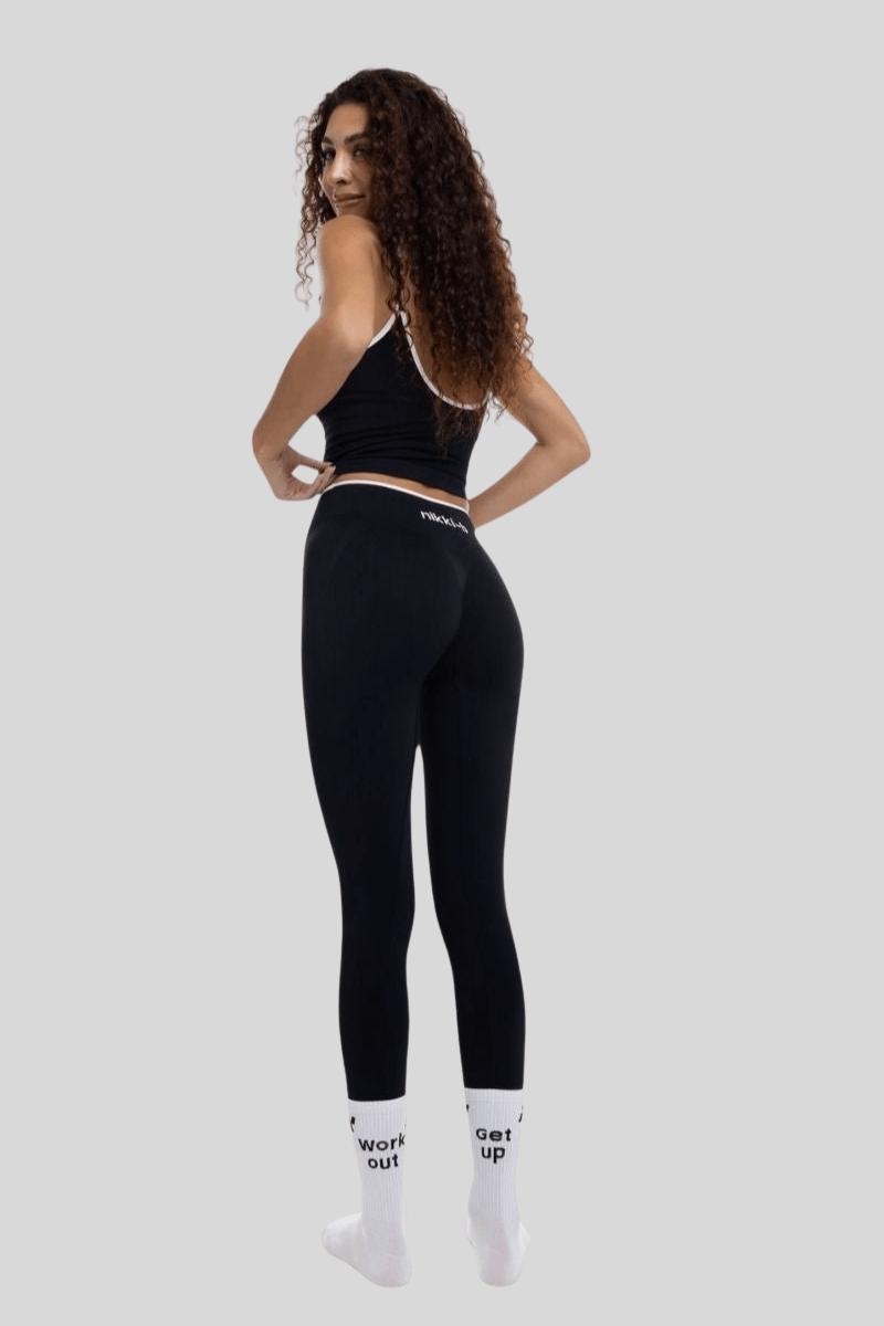 Aura Noir Linea Leggins - Nikki B fit