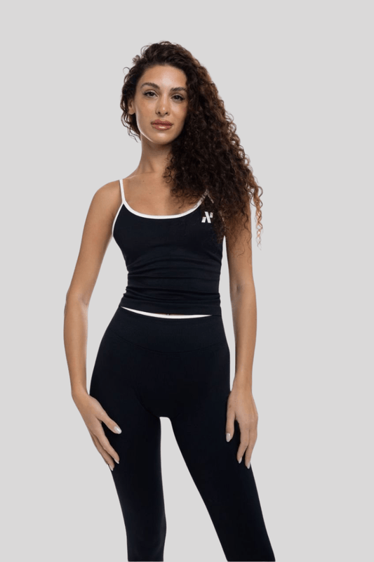 Aura Noir Linea Top - Nikki B fit