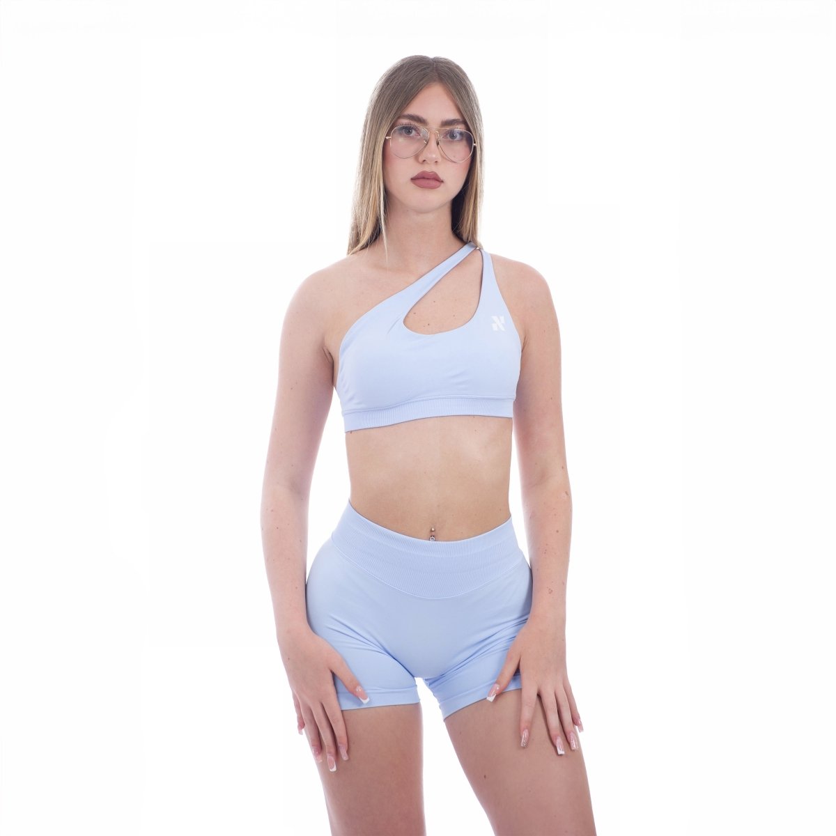 Iris V - Shape Scrunch Shorts - Celeste - Nikki B fit