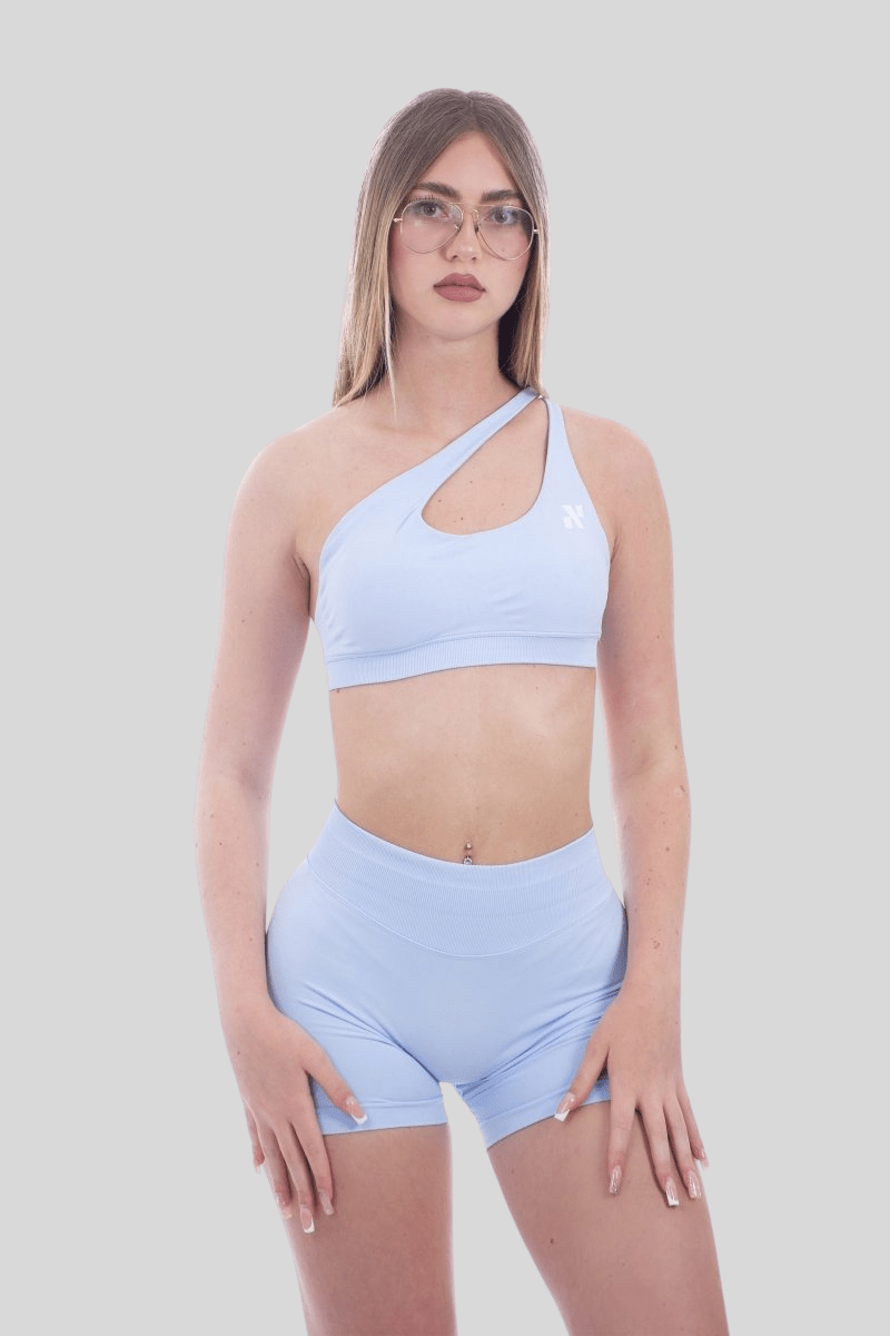 Iris V - Shape Scrunch Shorts - Nero - Nikki B fit