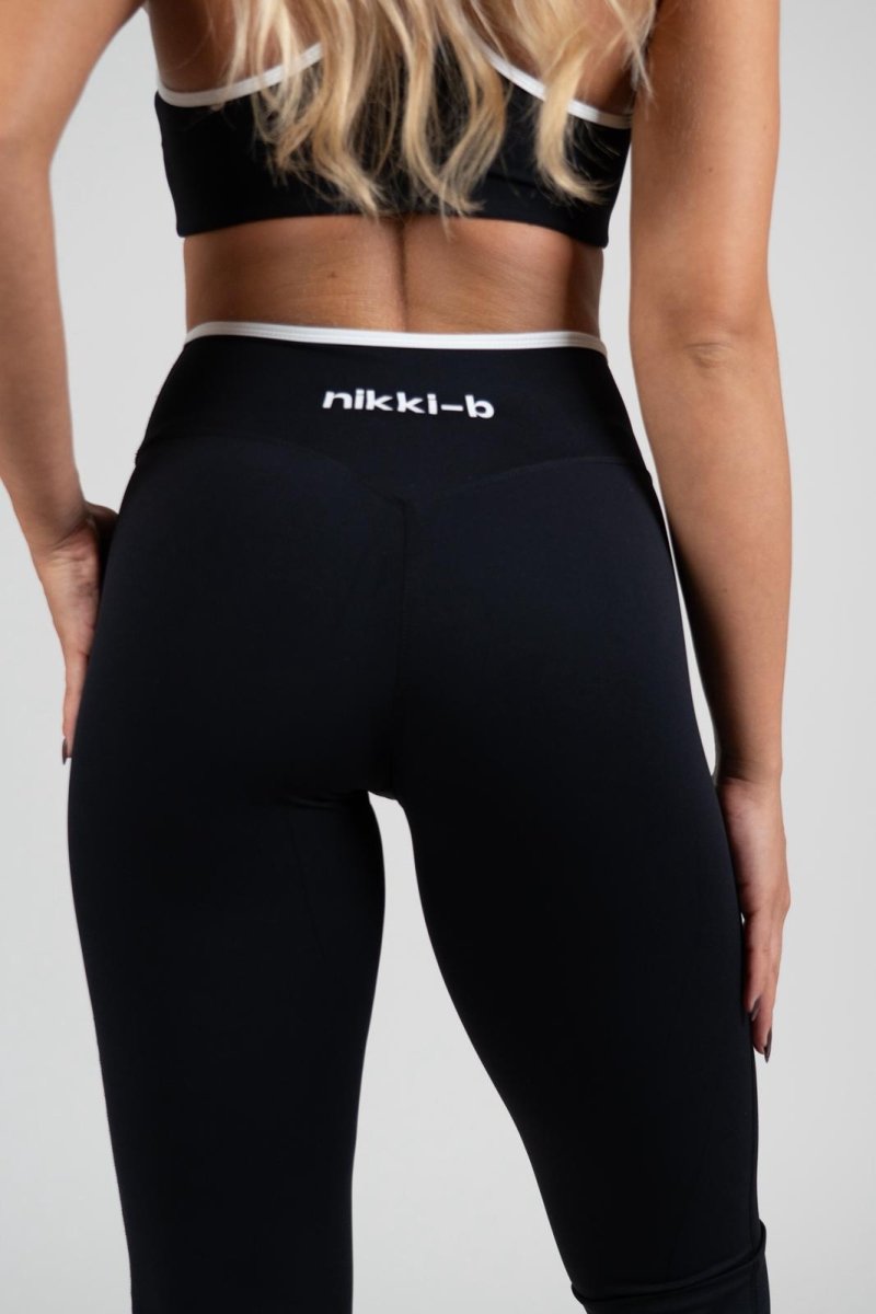 Nova Noir Linea Leggins Zampa - Nikki B fit